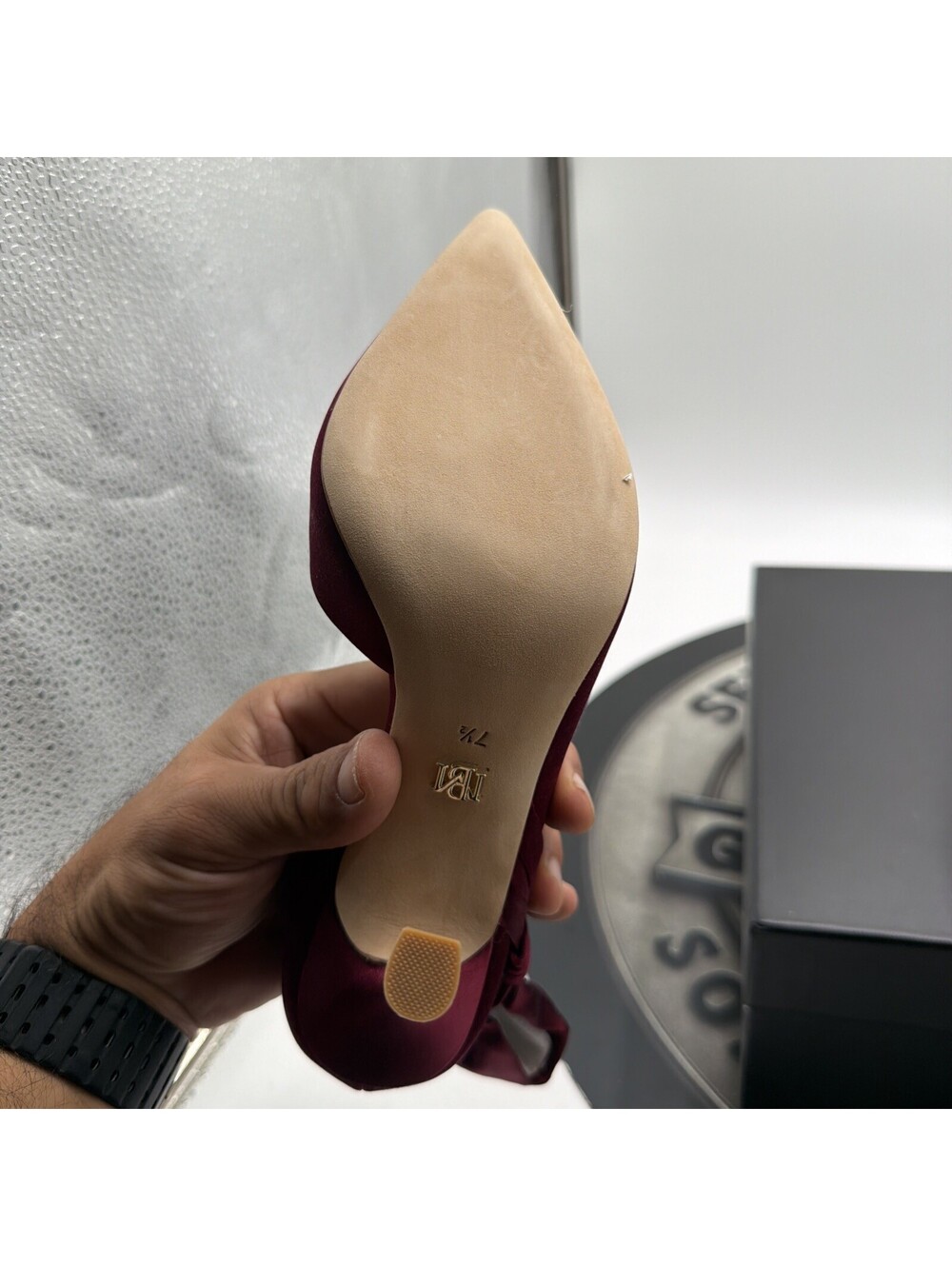 Badgley Mischka Women's Alejandra Pointed Toe Pumps Bow Slip-On Size 7.5 - Picture 8 of 9